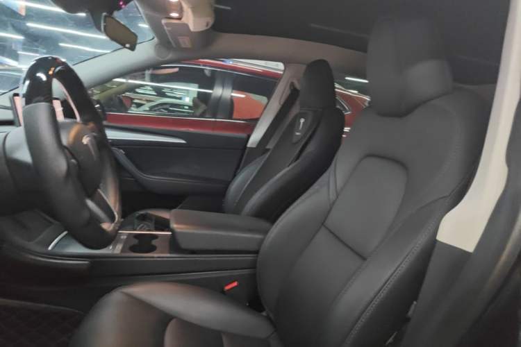 Used Tesla Model Y 2024 Rear-Wheel-Drive Version Left Front Seat