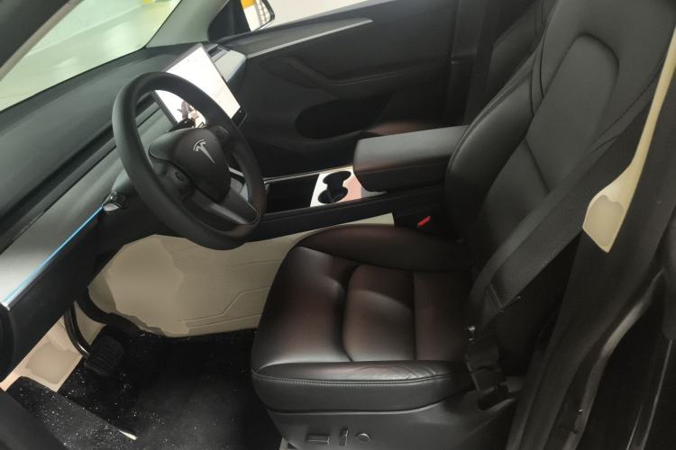 Used Tesla Model Y 2024 Rear-Wheel-Drive Version Left Front Seat