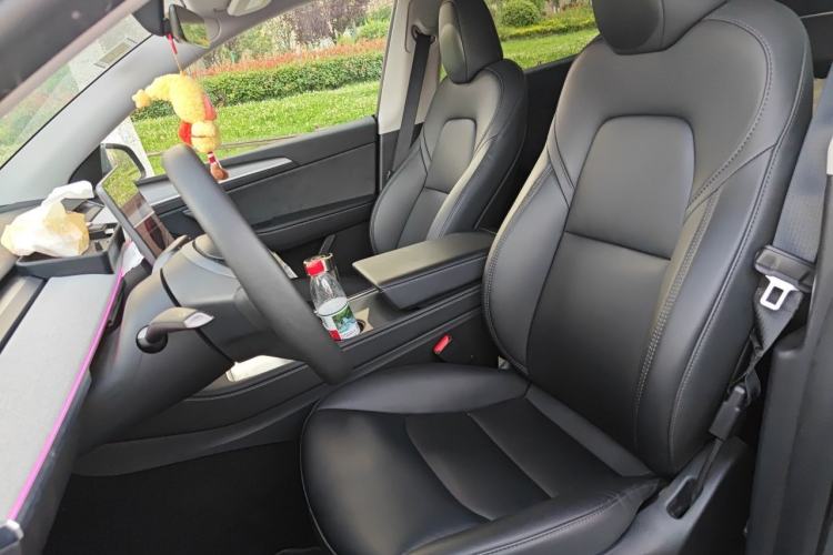 Used Tesla Model Y 2024 Rear-Wheel-Drive Version Left Front Seat