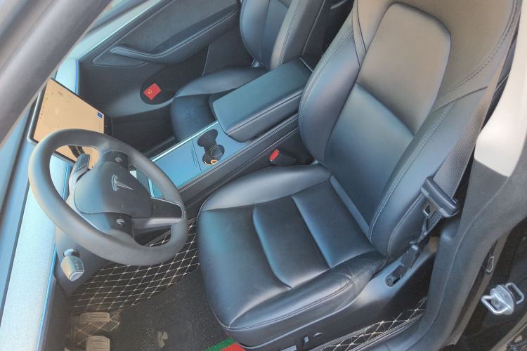 Used Tesla Model Y 2024 Rear-Wheel-Drive Version