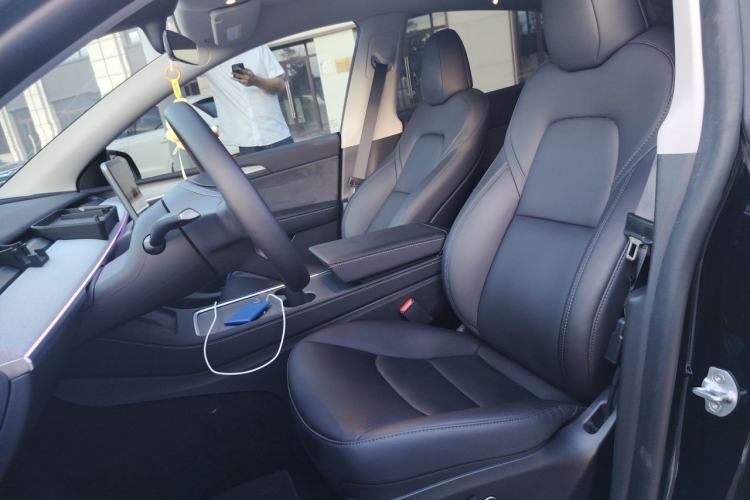 Used Tesla Model Y 2024 Performance High-Performance Edition Left Front Seat