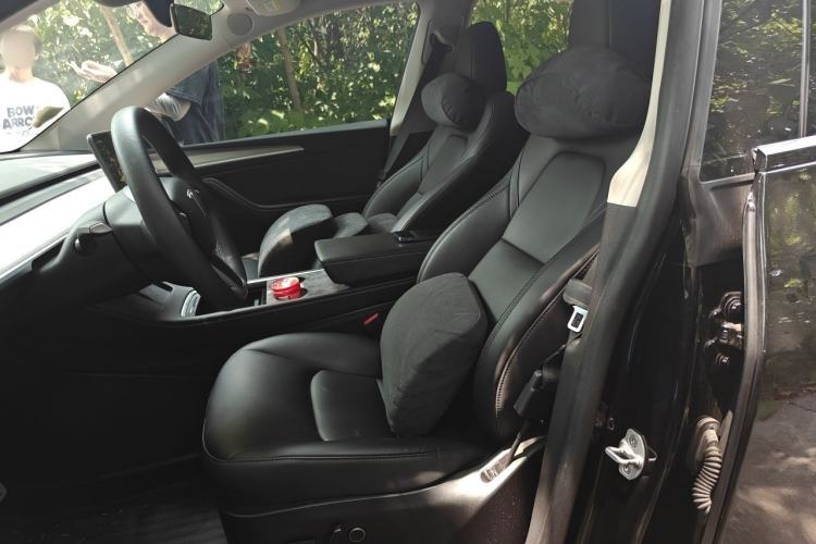 Used Tesla Model Y 2024 Rear-Wheel-Drive Version Left Front Seat