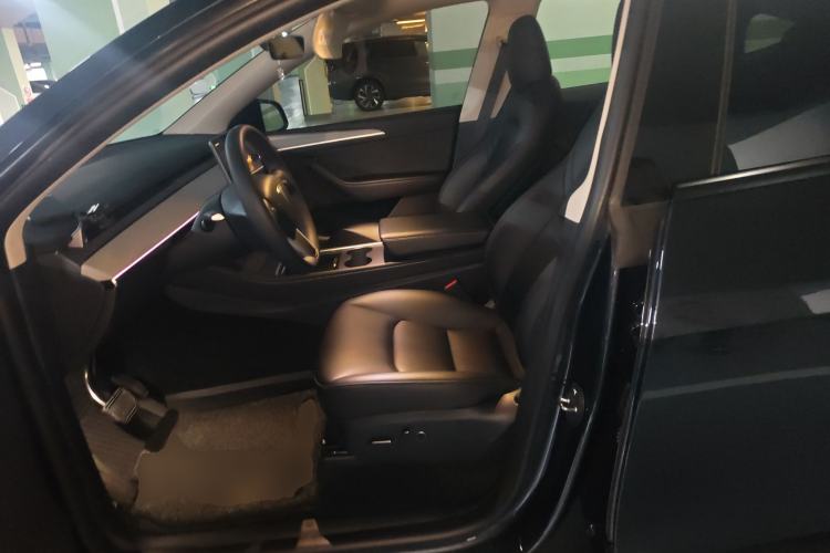 Used Tesla Model Y 2024 Rear-Wheel-Drive Version Left Front Seat