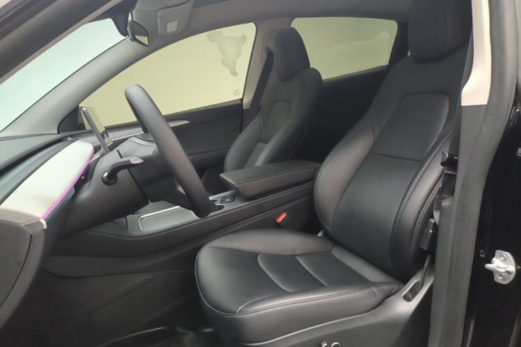 Used Tesla Model Y 2024 Rear-Wheel-Drive Version Left Front Seat