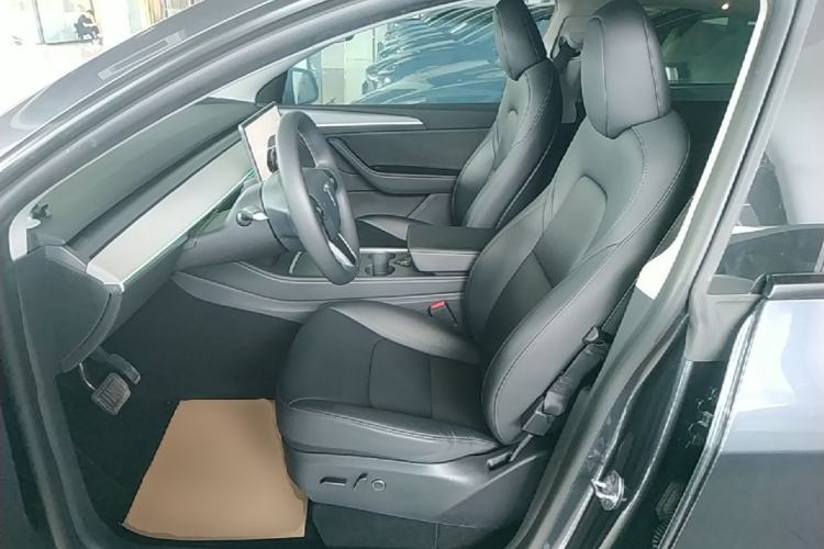 Used Tesla Model Y 2024 Rear-Wheel-Drive Version Left Front Seat