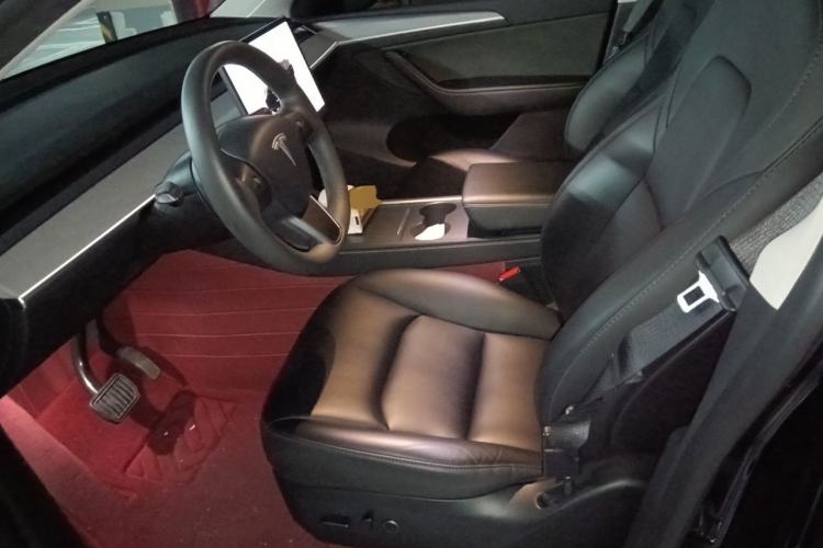 Used Tesla Model Y 2024 Rear-Wheel-Drive Version Left Front Seat