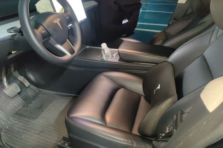 Used Tesla Model Y 2024 Rear-Wheel-Drive Version Left Front Seat