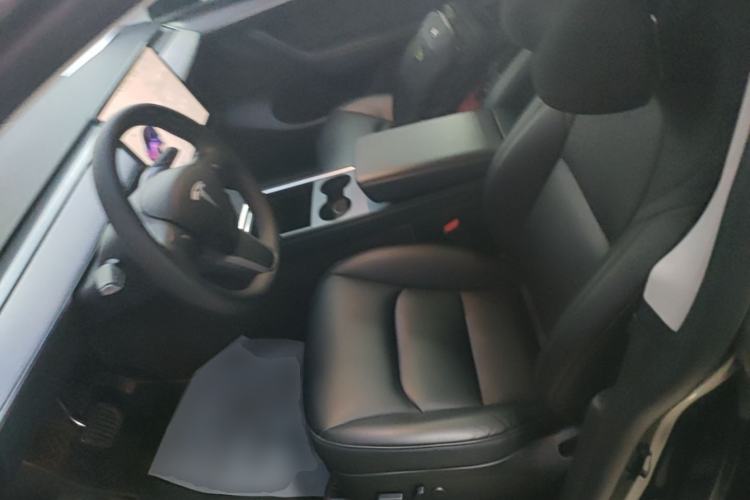 Used Tesla Model Y 2024 Rear-Wheel-Drive Version Left Front Seat