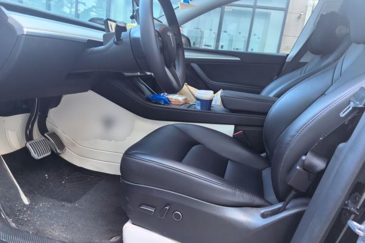 Used Tesla Model Y 2024 Rear-Wheel-Drive Version Left Front Seat