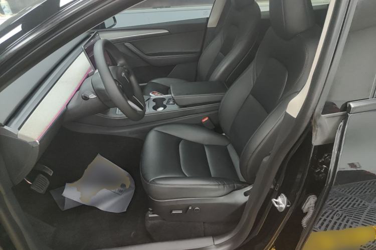 Used Tesla Model Y 2024 Rear-Wheel-Drive Version Left Front Seat