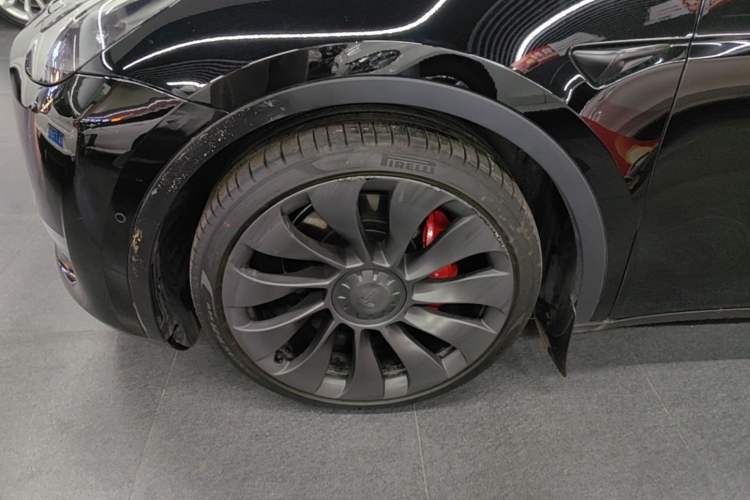 Used Tesla Model Y 2024 Performance High-Performance Edition Left Front Wheel Hub