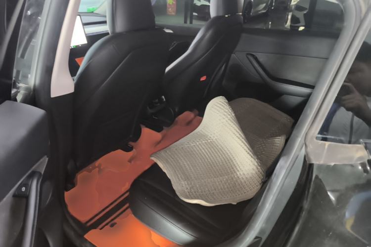 Used Tesla Model Y 2024 Rear-Wheel-Drive Version Left Rear Seat