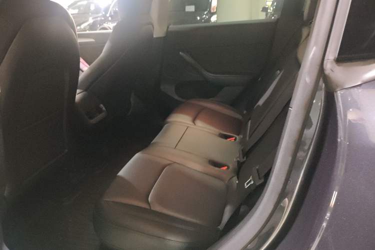 Used Tesla Model Y 2024 Rear-Wheel-Drive Version