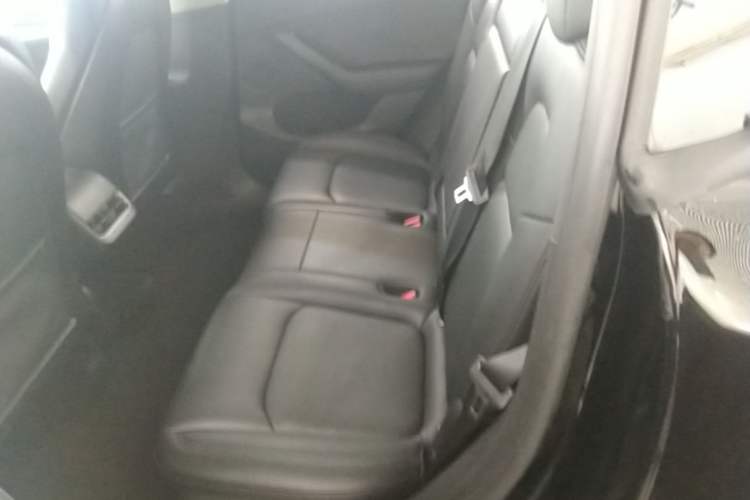 Used Tesla Model Y 2024 Rear-Wheel-Drive Version Left Rear Seat
