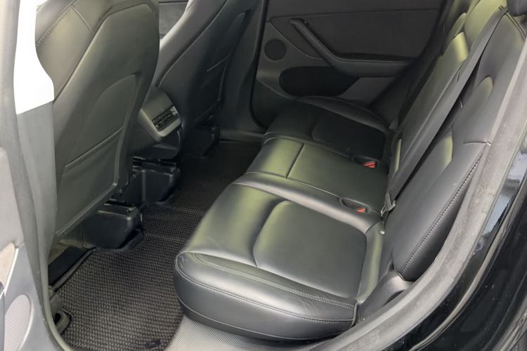Used Tesla Model Y 2024 Rear-Wheel-Drive Version Left Rear Seat