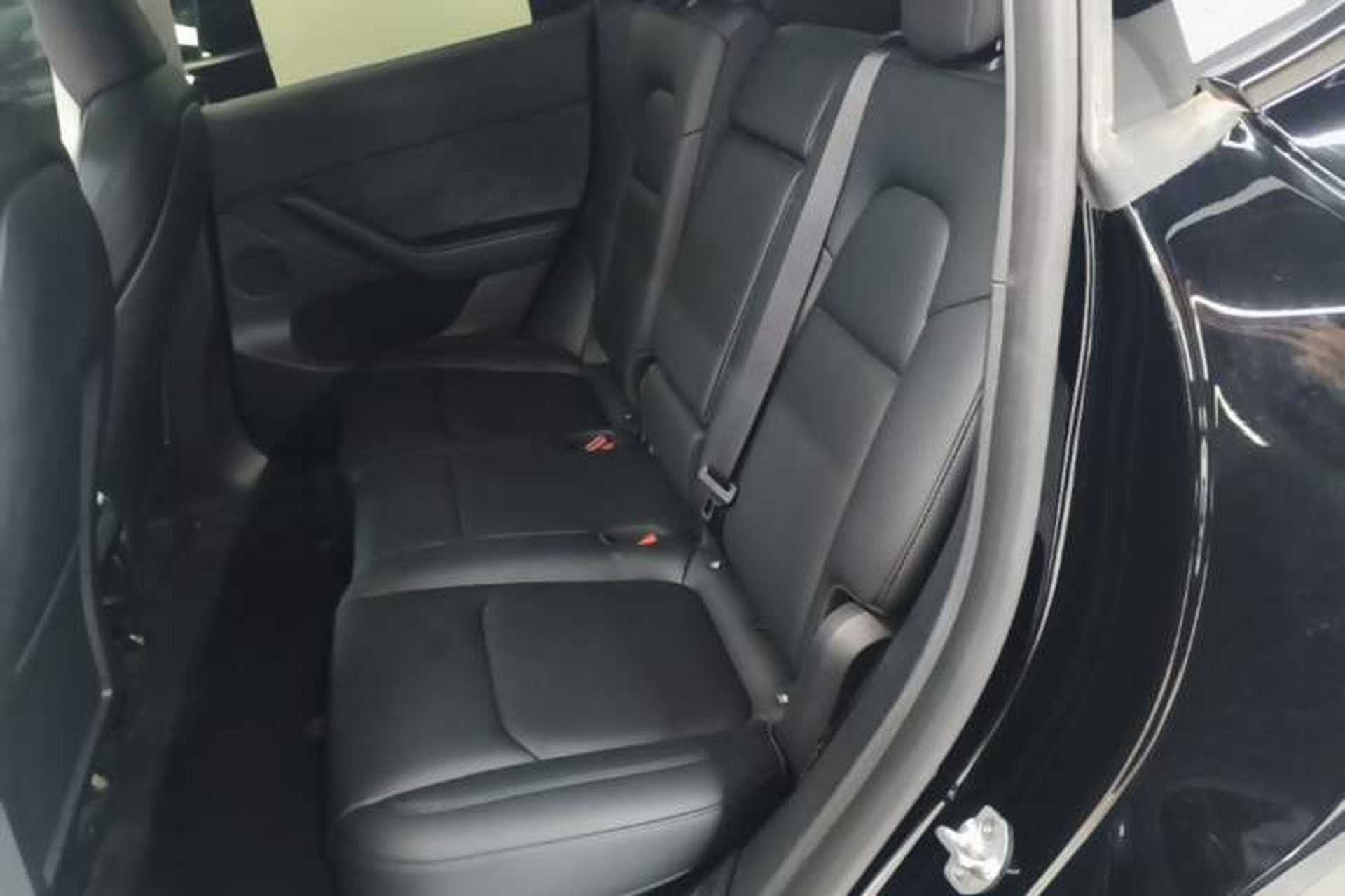 Used Tesla Model Y 2024 Long-Range All-Wheel-Drive Version Left Rear Seat
