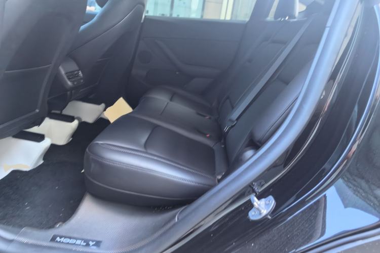 Used Tesla Model Y 2024 Rear-Wheel-Drive Version Left Rear Seat