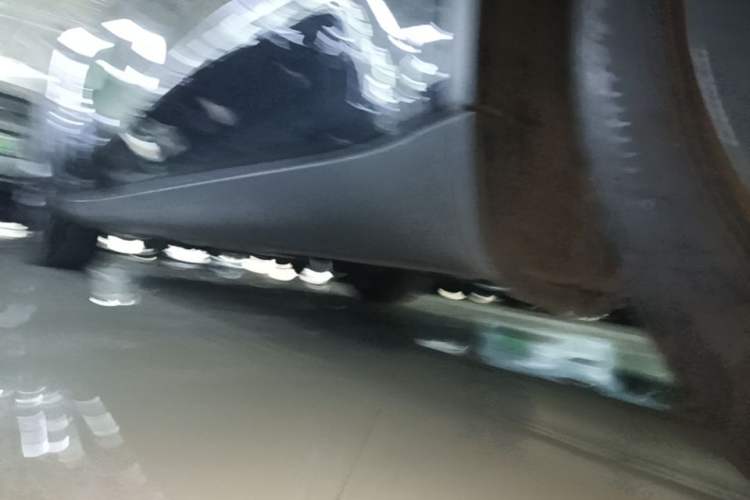 Used Tesla Model Y 2024 Rear-Wheel-Drive Version Left Side Sill