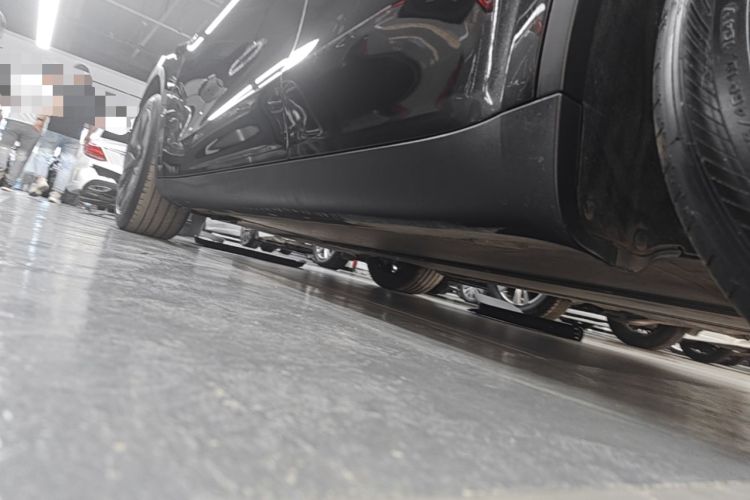 Used Tesla Model Y 2024 Rear-Wheel-Drive Version Left Side Sill