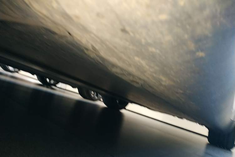 Used Tesla Model Y 2024 Rear-Wheel-Drive Version Left Side Sill