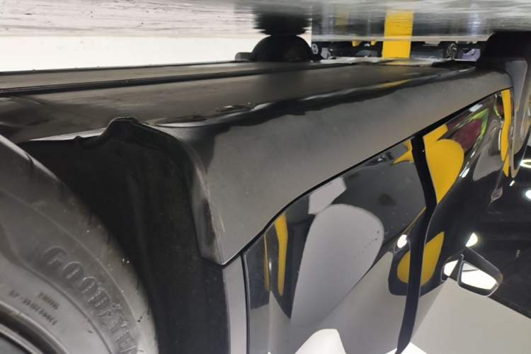 Used Tesla Model Y 2024 Rear-Wheel-Drive Version Left Side Sill