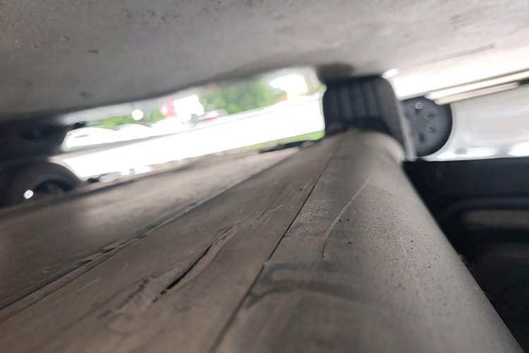 Used Tesla Model Y 2024 Rear-Wheel-Drive Version Left Side Sill