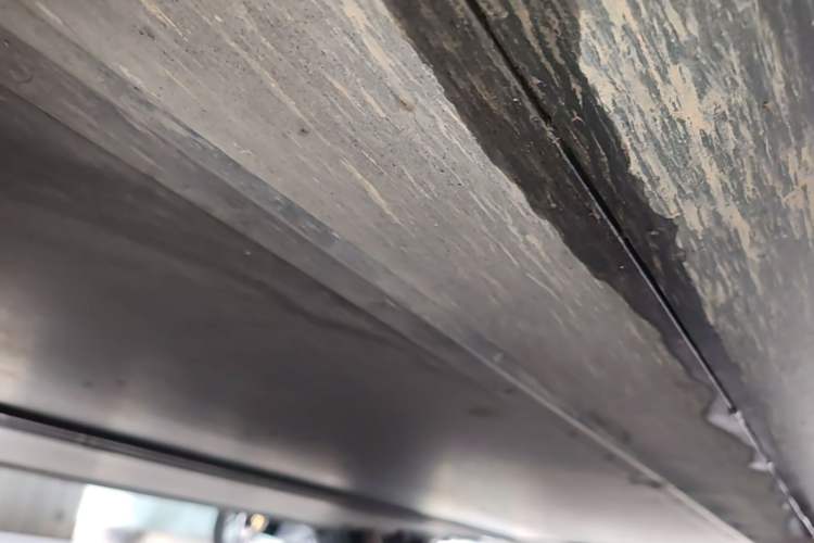 Used Tesla Model Y 2024 Rear-Wheel-Drive Version Left Side Sill