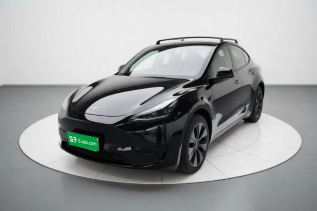 Tesla Model Y 2024 Rear-Wheel-Drive Version с пробегом