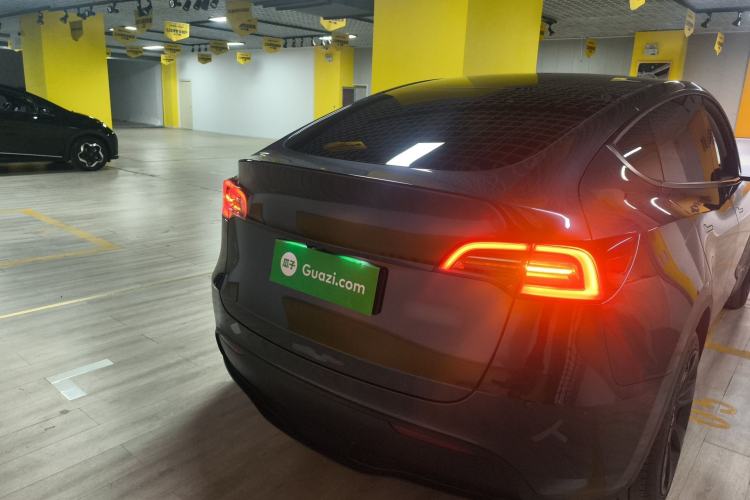 Used Tesla Model Y 2024 Rear-Wheel-Drive Version Rear