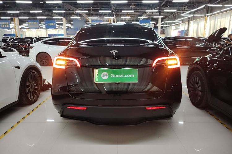 Used Tesla Model Y 2024 Long-Range All-Wheel-Drive Version Rear