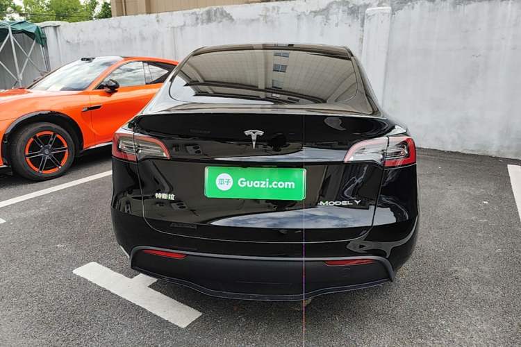 Used Tesla Model Y 2024 Long-Range All-Wheel-Drive Version Rear