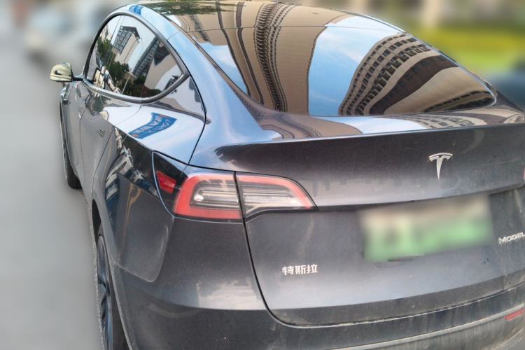 Used Tesla Model Y 2024 Rear-Wheel-Drive Version Rear Left 45 Deg