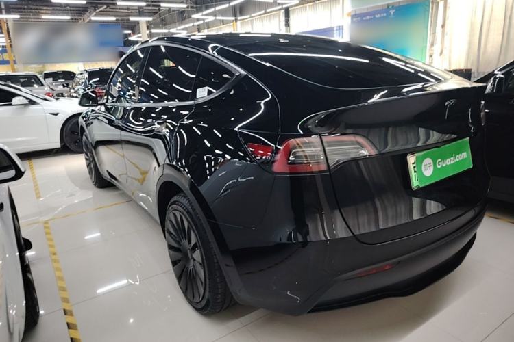 Used Tesla Model Y 2024 Long-Range All-Wheel-Drive Version Rear Left 45 Deg