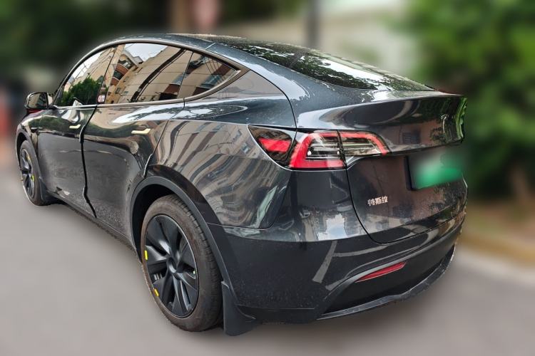Used Tesla Model Y 2024 Rear-Wheel-Drive Version Rear Left 45 Deg