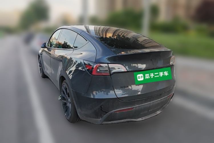 Used Tesla Model Y 2024 Rear-Wheel-Drive Version Rear Left 45 Deg