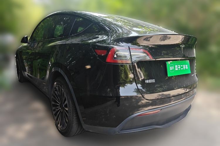 Used Tesla Model Y 2024 Rear-Wheel-Drive Version Rear Left 45 Deg