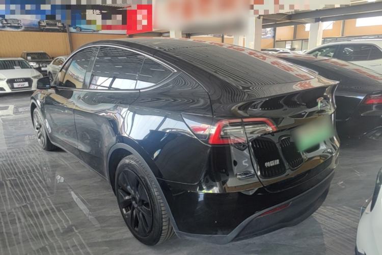 Used Tesla Model Y 2024 Rear-Wheel-Drive Version Rear Left 45 Deg