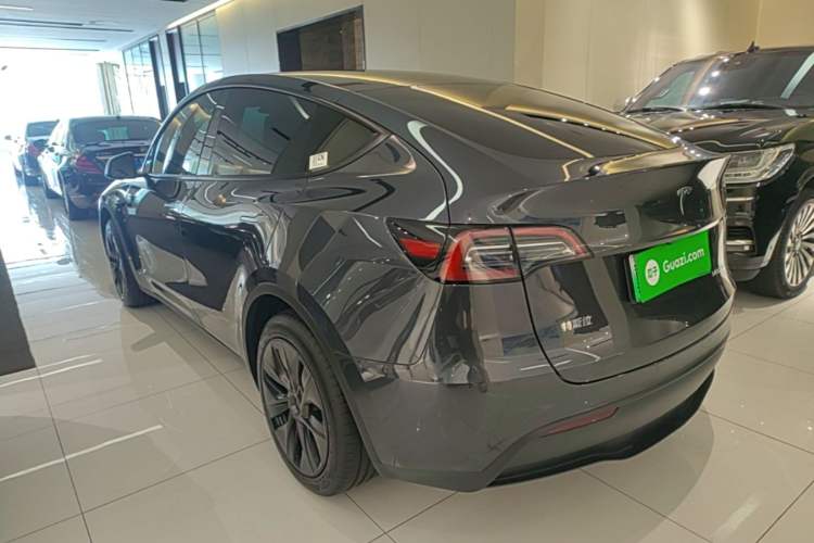Used Tesla Model Y 2024 Rear-Wheel-Drive Version Rear Left 45 Deg