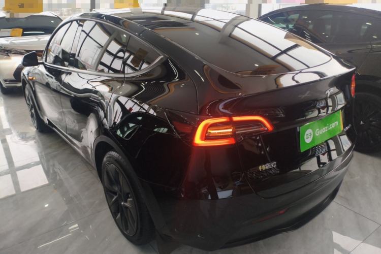 Used Tesla Model Y 2024 Rear-Wheel-Drive Version Rear Left 45 Deg
