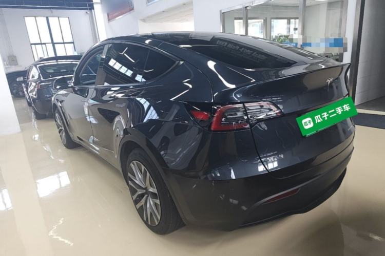 Used Tesla Model Y 2024 Rear-Wheel-Drive Version Rear Left 45 Deg