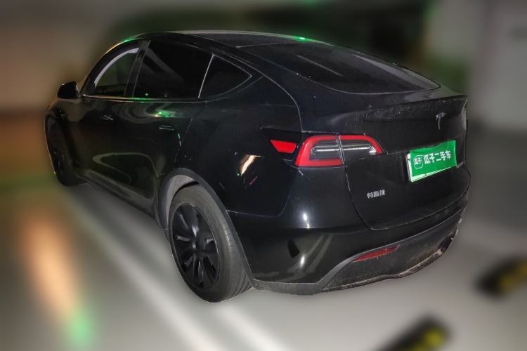Used Tesla Model Y 2024 Rear-Wheel-Drive Version Rear Left 45 Deg