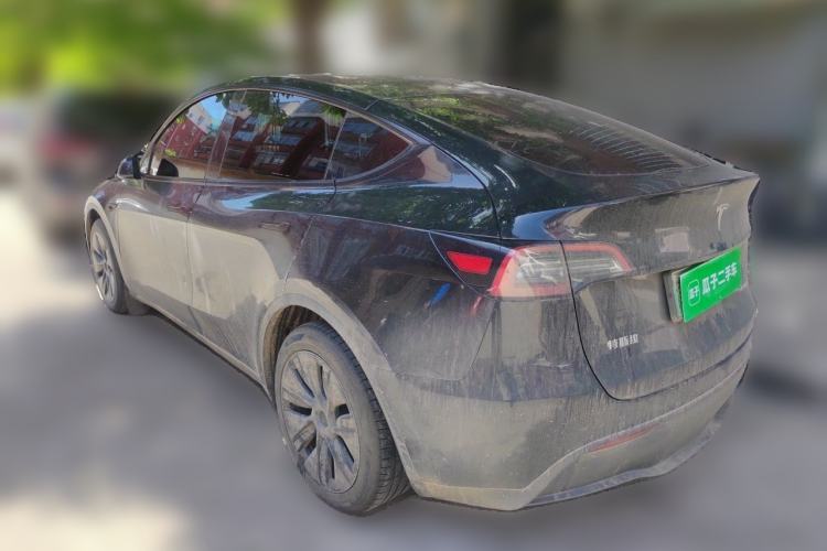Used Tesla Model Y 2024 Long-Range All-Wheel-Drive Version Rear Left 45 Deg