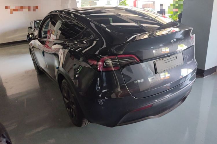 Used Tesla Model Y 2024 Long-Range All-Wheel-Drive Version Rear Left 45 Deg