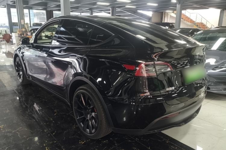 Used Tesla Model Y 2024 Long-Range All-Wheel-Drive Version Rear Left 45 Deg