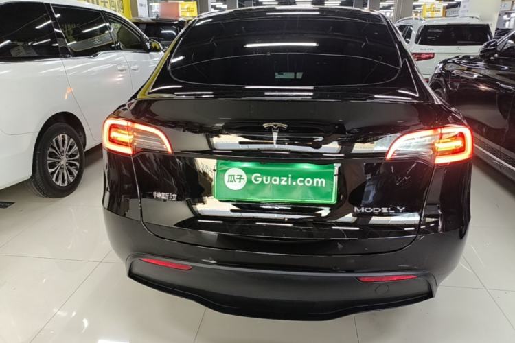 Used Tesla Model Y 2024 Long-Range All-Wheel-Drive Version Rear