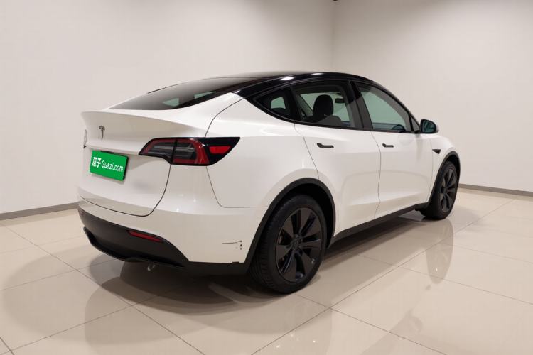 Used Tesla Model Y 2024 Rear-Wheel-Drive Version Rear Right 45 Deg
