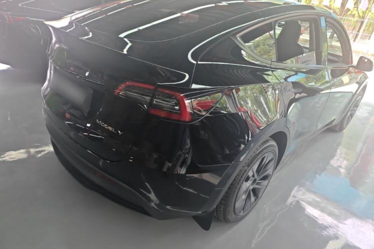 Used Tesla Model Y 2024 Rear-Wheel-Drive Version Rear Right 45 Deg