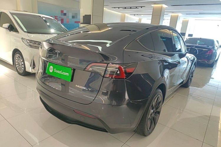 Used Tesla Model Y 2024 Rear-Wheel-Drive Version Rear Right 45 Deg