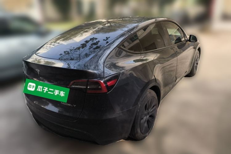 Used Tesla Model Y 2024 Rear-Wheel-Drive Version Rear Right 45 Deg