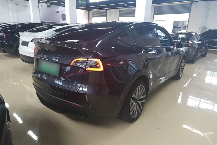 Used Tesla Model Y 2024 Rear-Wheel-Drive Version Rear Right 45 Deg